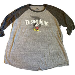 Disney Parks Gray 3/4 Sleeve Tee with Vintage Disneyland Design Plus Size XXXL